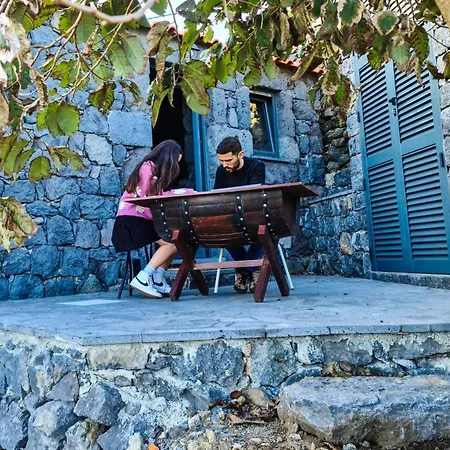 Quinta Do Caminho Da Igreja - Casas De Campo 2 * Manadas