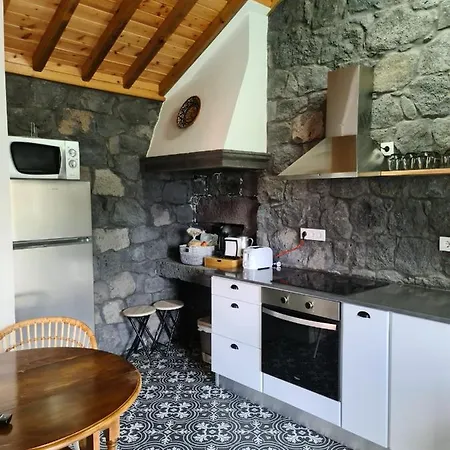 Quinta Do Caminho Da Igreja - Casas De Campo 2 Manadas