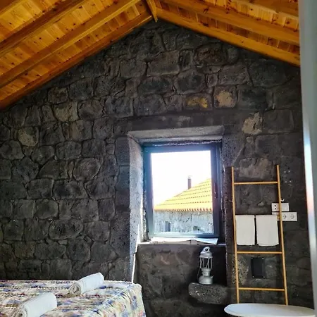 Farm stay Quinta Do Caminho Da Igreja - Casas De Campo 2 *